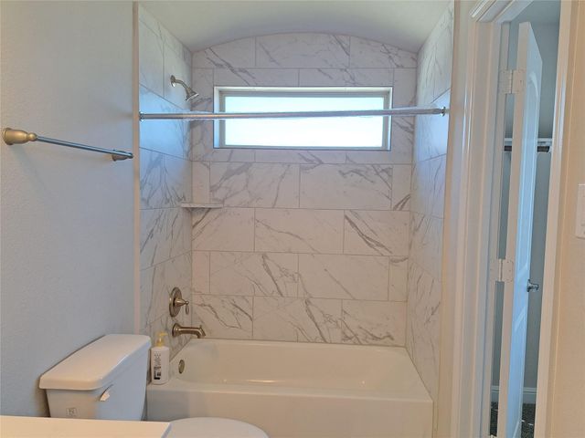 18906 Whistling Oaks Drive, Houston, TX 77084