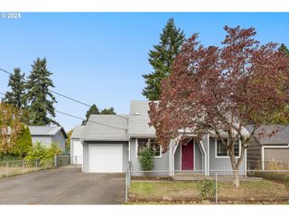 6925 Se LEXINGTON St, Portland, OR 97206