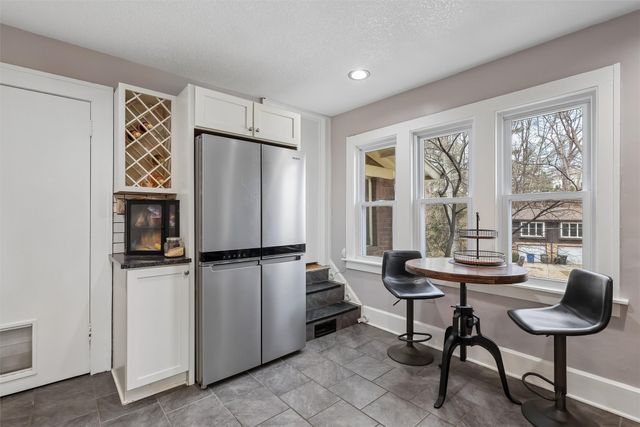 1445 Forestdale Drive, Des Moines, IA 50311