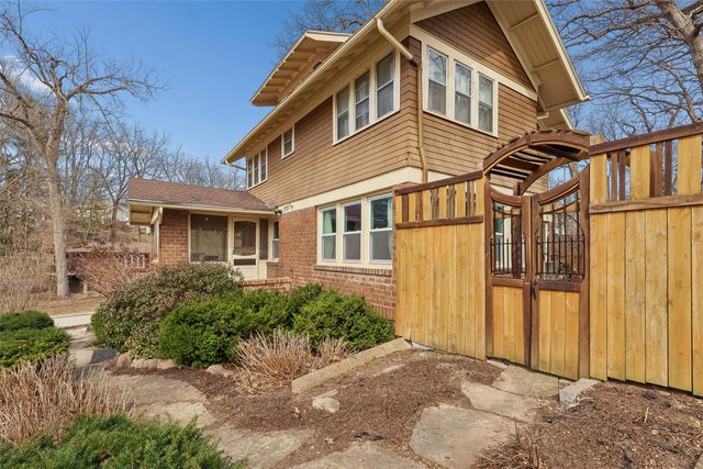 1445 Forestdale Drive, Des Moines, IA 50311