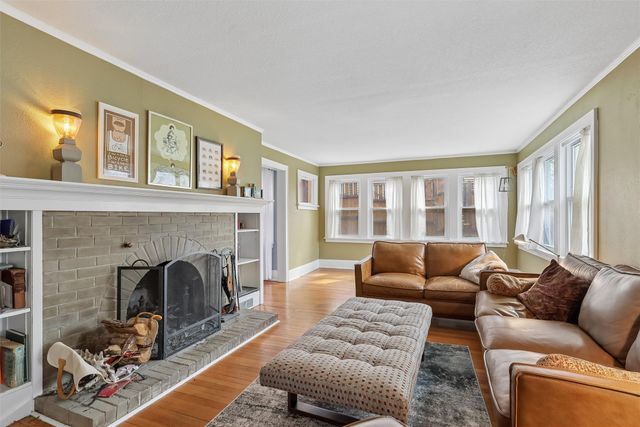 1445 Forestdale Drive, Des Moines, IA 50311