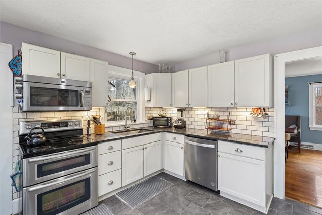 1445 Forestdale Drive, Des Moines, IA 50311