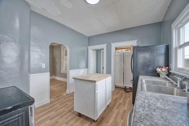 25 3rd Street SW, Chisholm, MN 55719