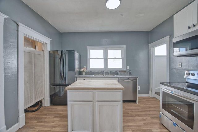 25 3rd Street SW, Chisholm, MN 55719