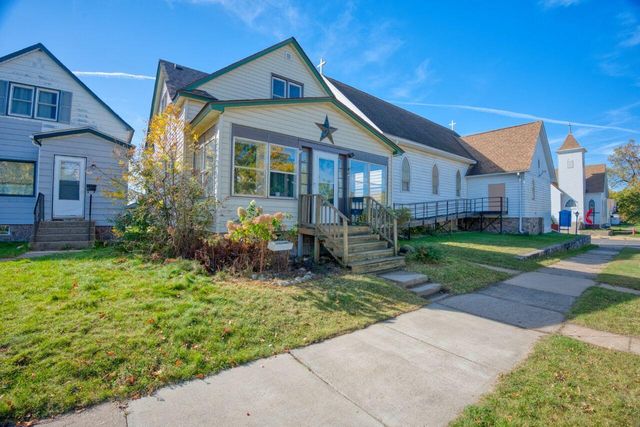 25 3rd Street SW, Chisholm, MN 55719