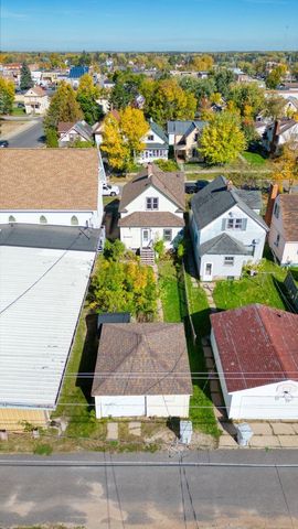 25 3rd Street SW, Chisholm, MN 55719