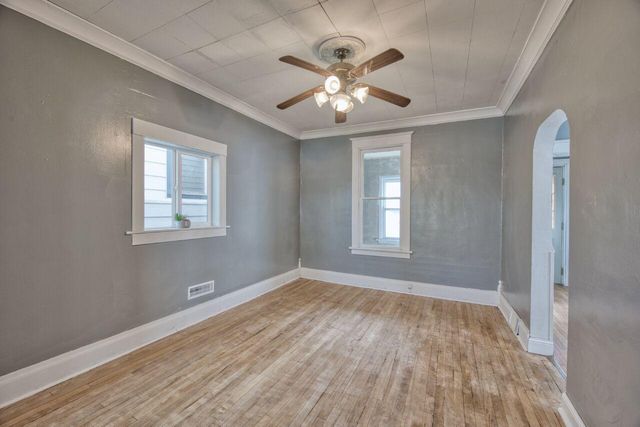 25 3rd Street SW, Chisholm, MN 55719