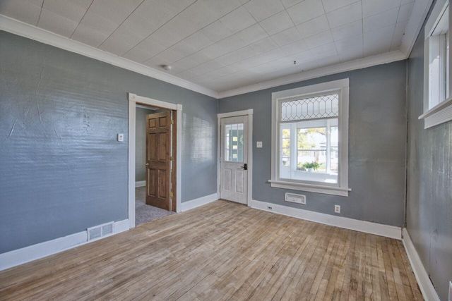 25 3rd Street SW, Chisholm, MN 55719