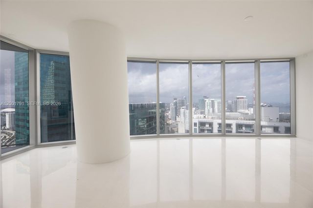 300 Biscayne Boulevard Way 4708W, Miami, FL 33131