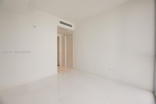 300 Biscayne Boulevard Way 4708W, Miami, FL 33131