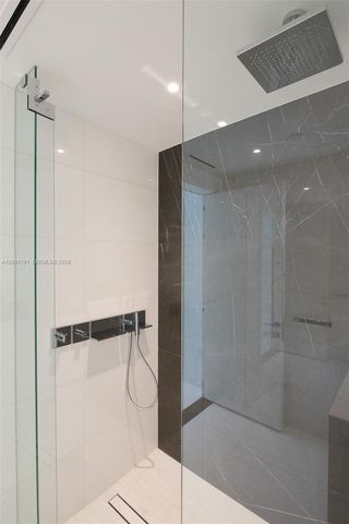 300 Biscayne Boulevard Way 4708W, Miami, FL 33131