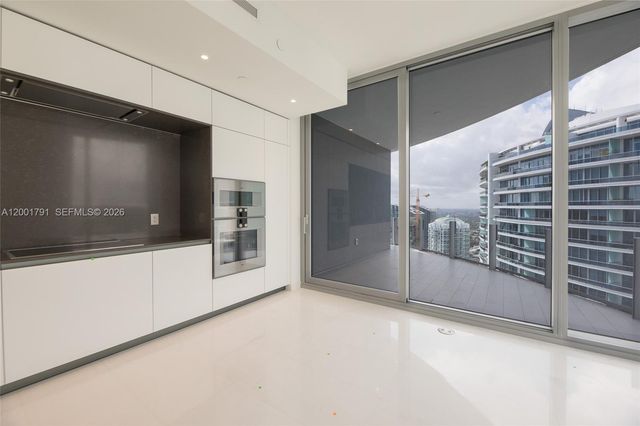 300 Biscayne Boulevard Way 4708W, Miami, FL 33131