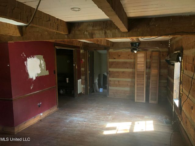 4080 Lake Road, Jackson, MS 39212