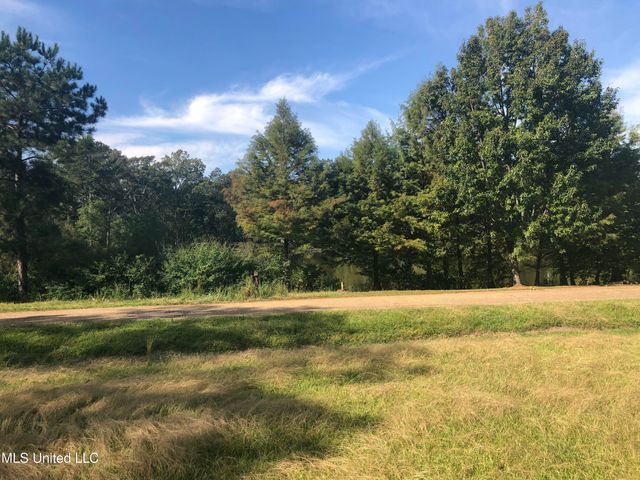 4080 Lake Road, Jackson, MS 39212