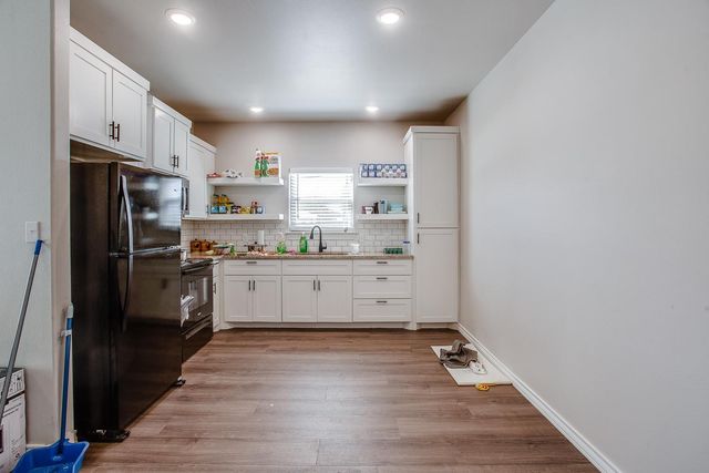 409 Cedar Avenue, Wolfforth, TX 79382