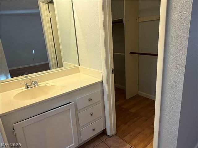 2679 Jacyra Avenue, Las Vegas, NV 89121