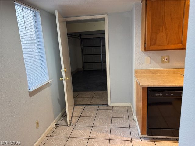 2679 Jacyra Avenue, Las Vegas, NV 89121