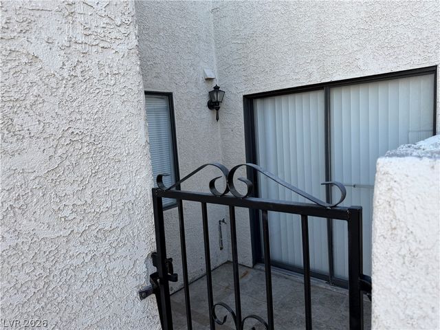 2679 Jacyra Avenue, Las Vegas, NV 89121