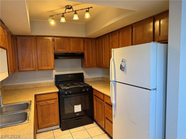 2679 Jacyra Avenue, Las Vegas, NV 89121