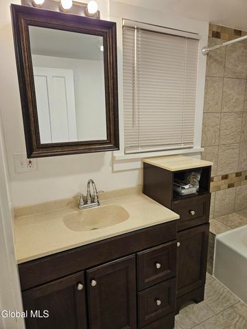 463 Cairo Junction Road, Catskill, NY 12414