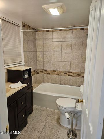 463 Cairo Junction Road, Catskill, NY 12414