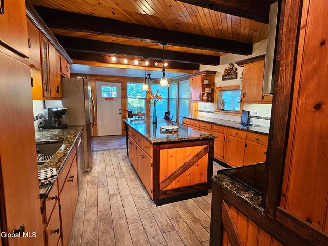 463 Cairo Junction Road, Catskill, NY 12414