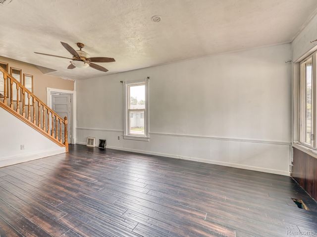 349 Monroe Street, Carleton Village, MI 48117