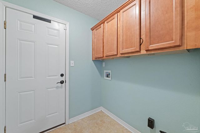 4795 Timber Ridge Dr, Pace, FL 32571