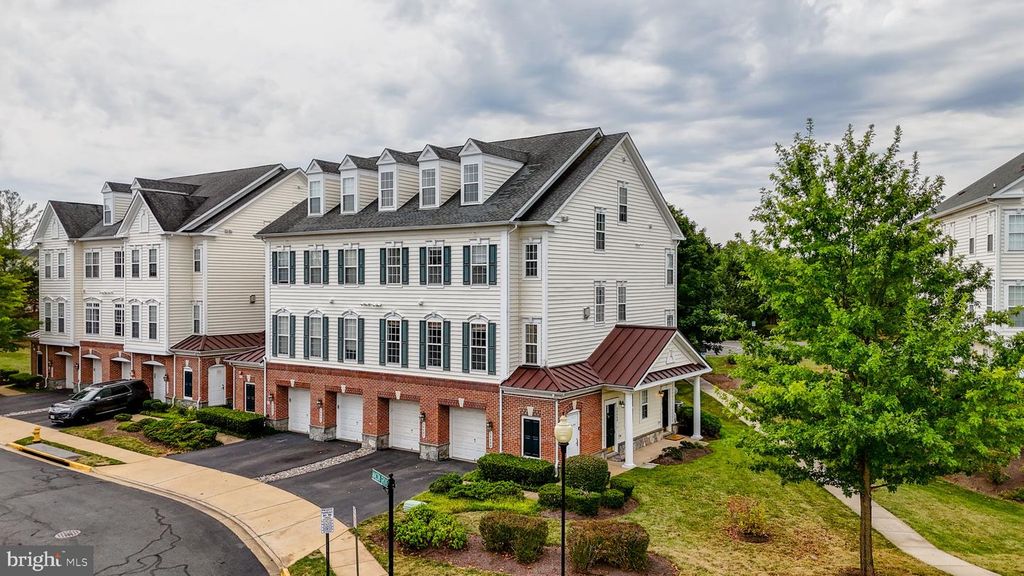 14489 MACON GROVE LN, Gainesville, VA 20155