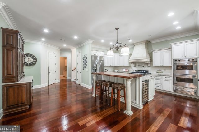 3282 Pinestream Road NW, Atlanta, GA 30327