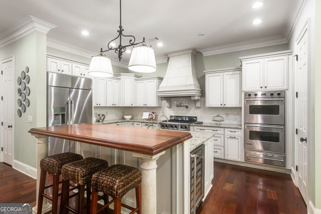 3282 Pinestream Road NW, Atlanta, GA 30327
