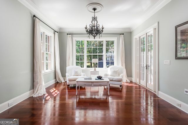 3282 Pinestream Road NW, Atlanta, GA 30327