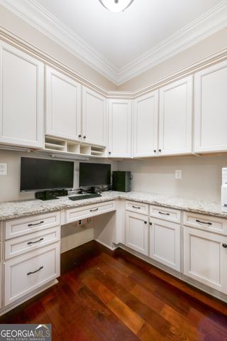 3282 Pinestream Road NW, Atlanta, GA 30327