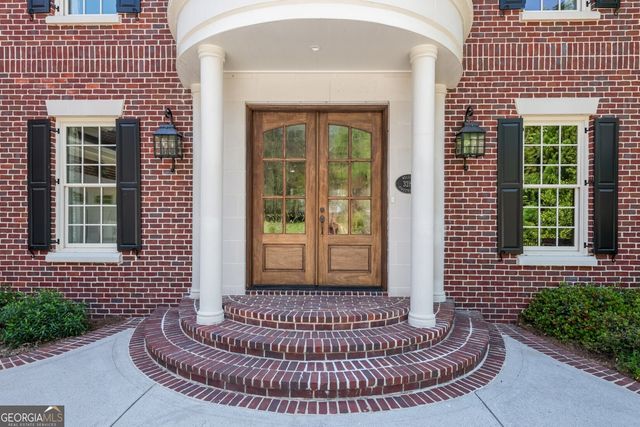 3282 Pinestream Road NW, Atlanta, GA 30327