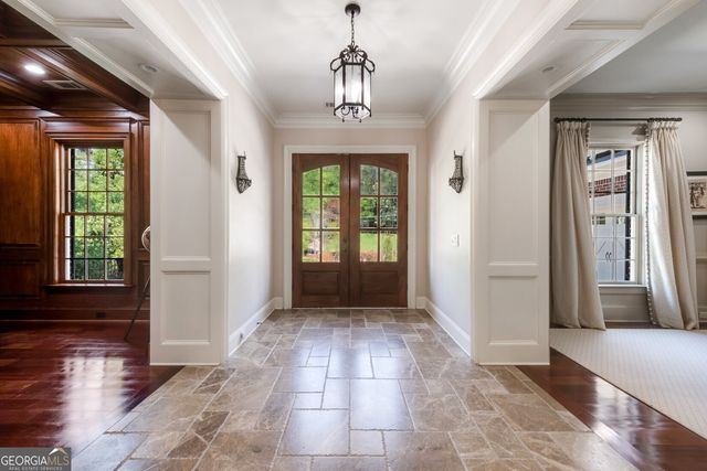 3282 Pinestream Road NW, Atlanta, GA 30327
