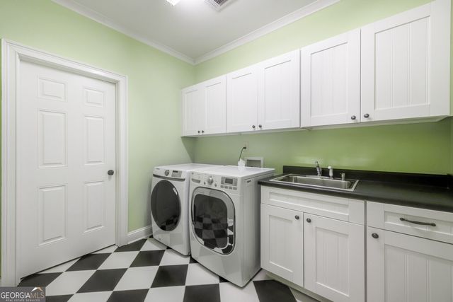 3282 Pinestream Road NW, Atlanta, GA 30327
