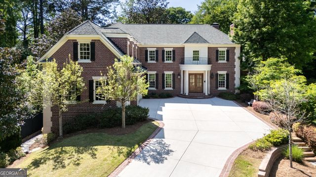 3282 Pinestream Road NW, Atlanta, GA 30327