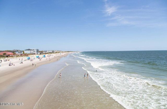 1635 Yellow Fin Drive SE 127, Winnabow, NC 28479