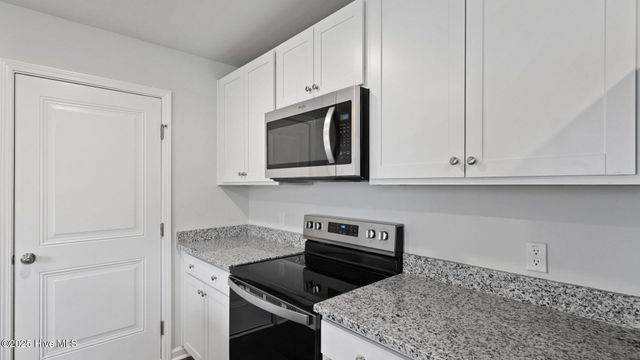 1635 Yellow Fin Drive SE 127, Winnabow, NC 28479