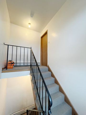 5189 S Archer Avenue 2, Chicago, IL 60632