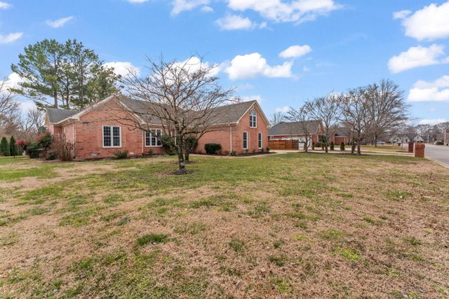 507 Kings Ridge Dr, Murfreesboro, TN 37129