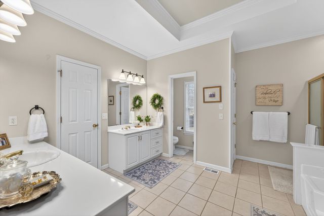 507 Kings Ridge Dr, Murfreesboro, TN 37129