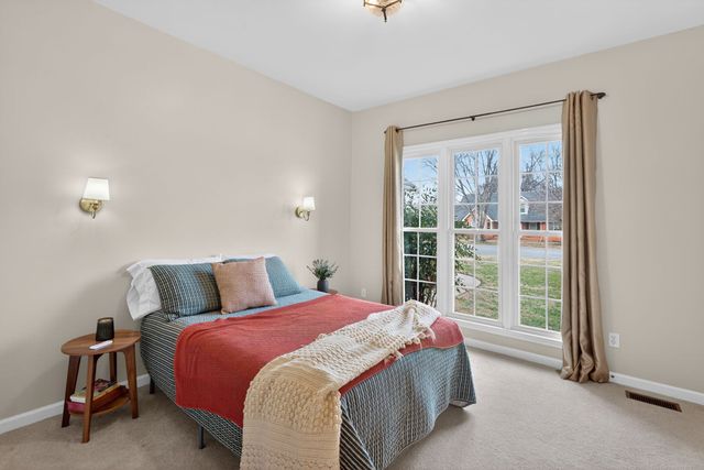 507 Kings Ridge Dr, Murfreesboro, TN 37129