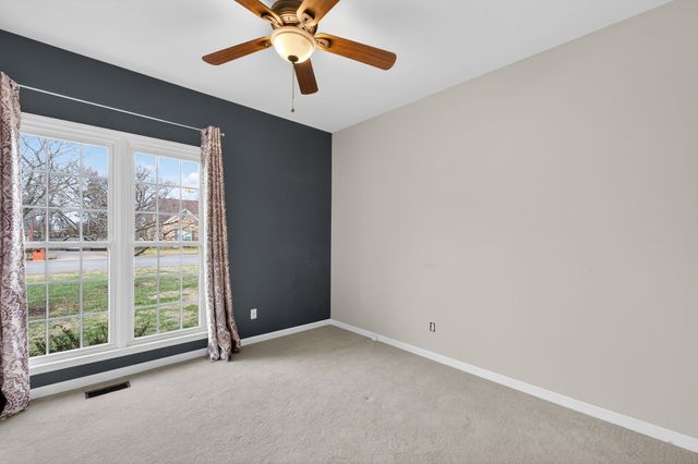 507 Kings Ridge Dr, Murfreesboro, TN 37129