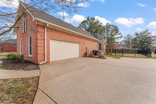507 Kings Ridge Dr, Murfreesboro, TN 37129