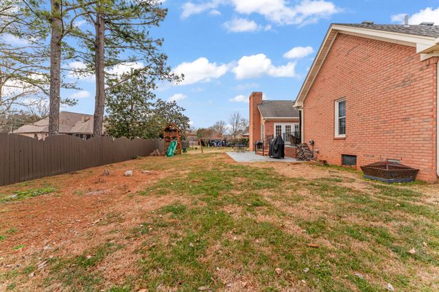 507 Kings Ridge Dr, Murfreesboro, TN 37129