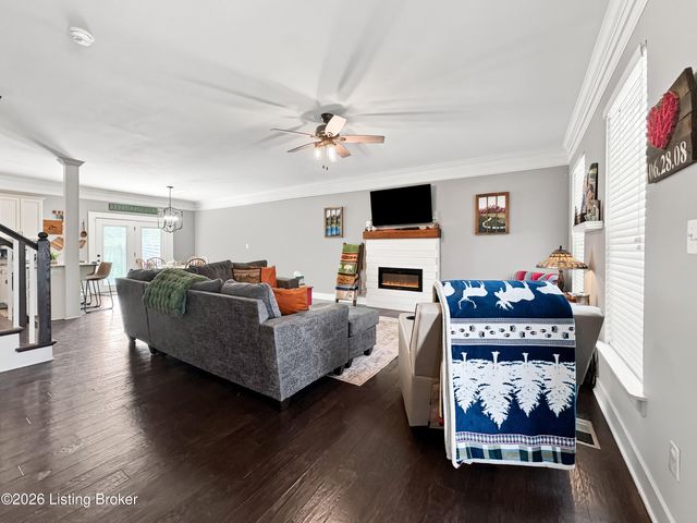 141 S River Crest, Mt Washington, KY 40047