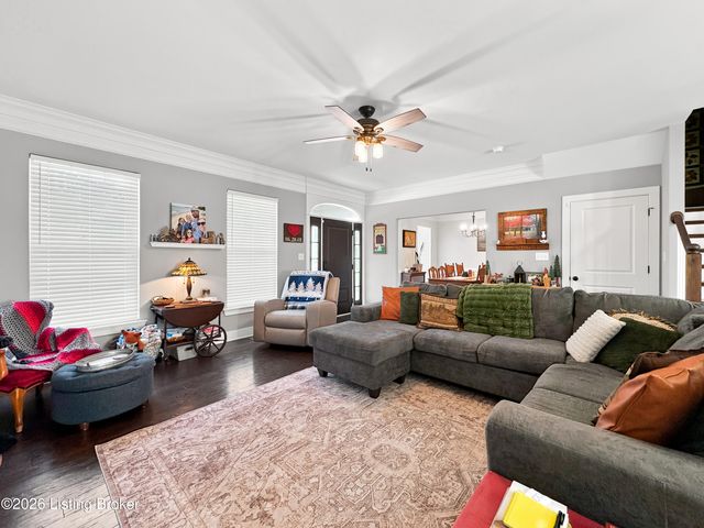 141 S River Crest, Mt Washington, KY 40047