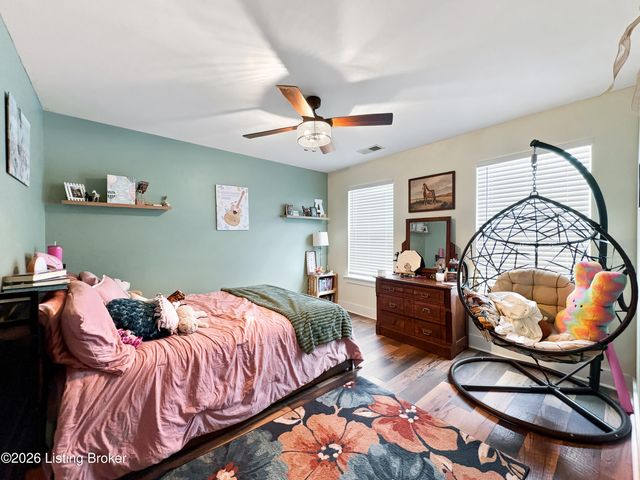 141 S River Crest, Mt Washington, KY 40047