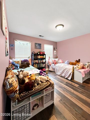 141 S River Crest, Mt Washington, KY 40047